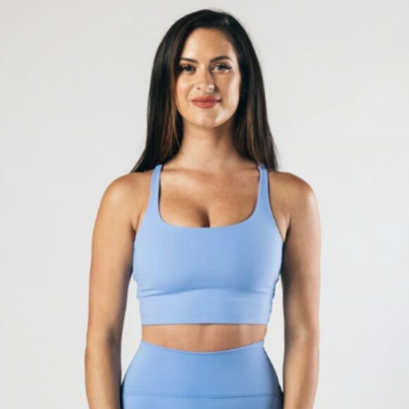 Alphalete Tops - Alphalete Surface Altitude Sports Bra